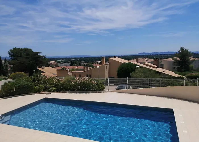 Studio Climatise Dans Residence Avec Piscine Et Tennis
