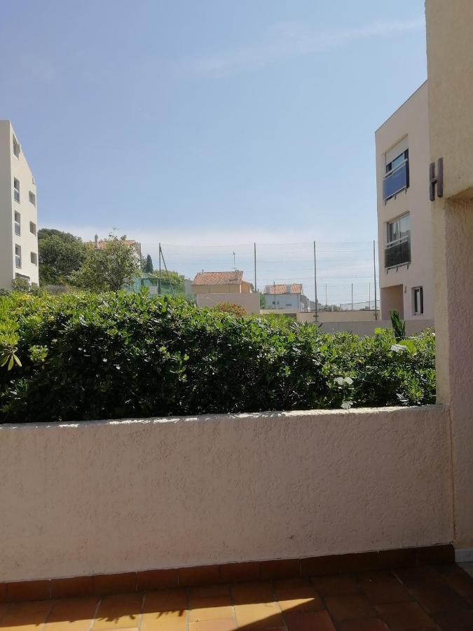 Studio Climatise Dans Avec Piscine Et Tennis Hyères