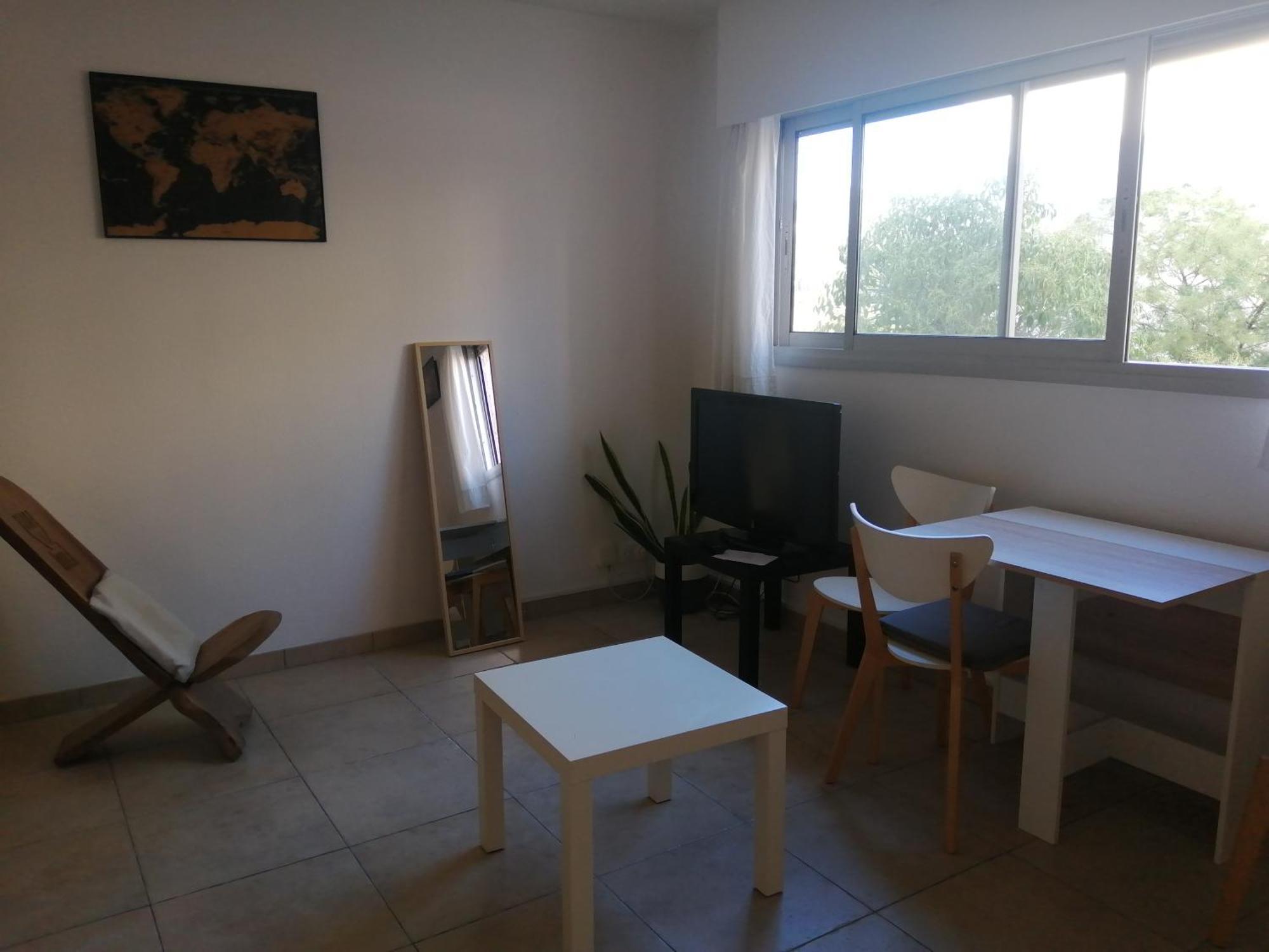 Studio Climatise Dans Avec Piscine Et Tennis *